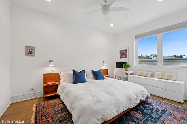 3565 W Wabansia Ave, Townhouse with 3 bedrooms, 3 bathrooms and 1 parking in Chicago IL | Image 7