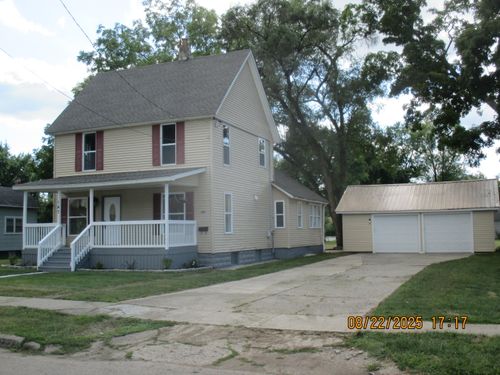 147 Winona St, Bronson, MI, 49028-1312 | Card Image