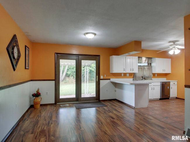 30049 Old Highway V, House other with 3 bedrooms, 2 bathrooms and null parking in La Grange MO | Image 7