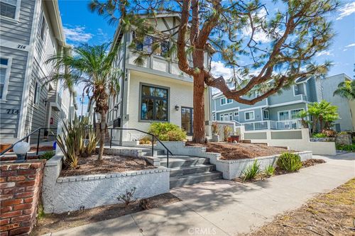 a-716 S Broadway, Redondo Beach, CA, 90277-3304 | Card Image