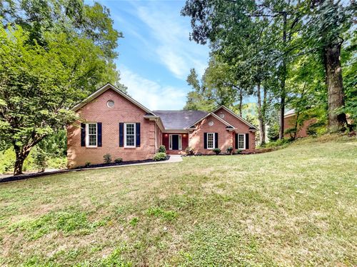 8117 Shannon Woods Ln, Matthews, NC, 28104-7990 | Card Image