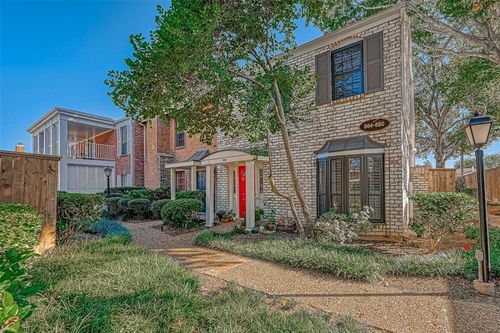 208-864 Augusta Dr, Houston, TX, 77057-2014 | Card Image