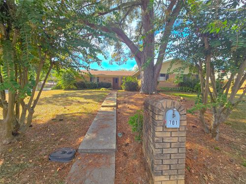 701 Nella St, Minden, LA, 71055-3040 | Card Image