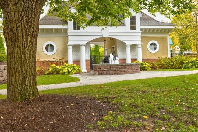 UNIT-405 - 26 Schoolhouse Dr, Condo with 2 bedrooms, 2 bathrooms and null parking in West Hartford CT | Image 19
