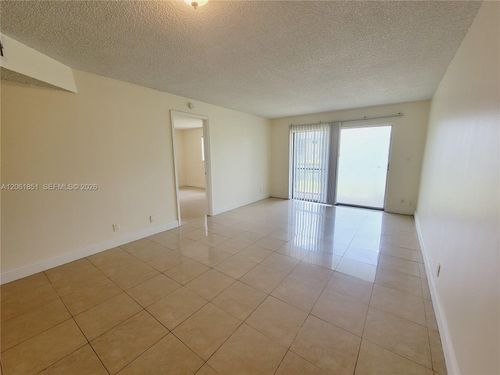 n-108-8040 N Colony Circle, Tamarac, FL, 33321 | Card Image