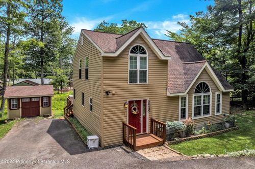 1040 Sunrise Ter, Lake Ariel, PA, 18436-8133 | Card Image
