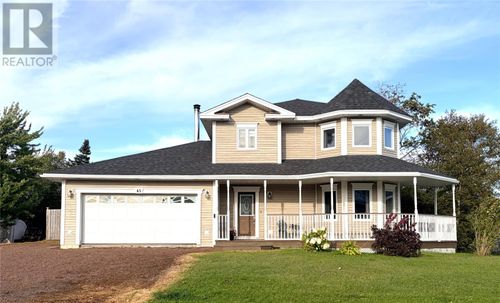 45 Finn Ave, Grand Falls-Windsor, NL, A2A2M9 | Card Image