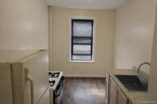 apt-3e-83-15 116th St, Richmond Hill, NY, 11418-2271 | Card Image
