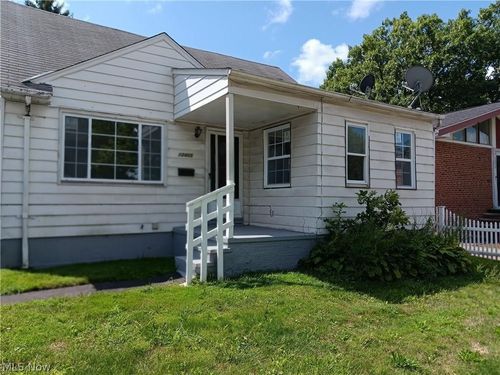 12405 Emery Ave, Cleveland, OH, 44135-2241 | Card Image