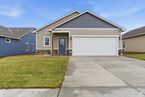 9875 Weeping Willow Drive, Manhattan, KS, 66502 | Card Image