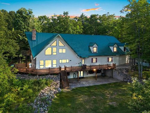 W8310 Meyer Lane Lane, Middle Inlet, WI, 54114 | Card Image