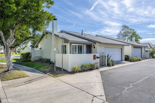 6782 Willow Wick Ct, Yorba Linda, CA, 92886-6828 | Card Image