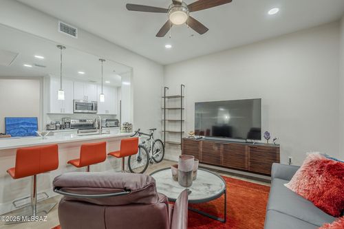 101-2038 E River Rd, Tucson, AZ, 85718-1550 | Card Image