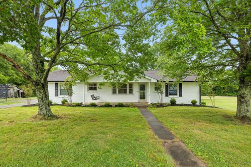 174 Young Rd, Lebanon, TN, 37090-5147 | Card Image