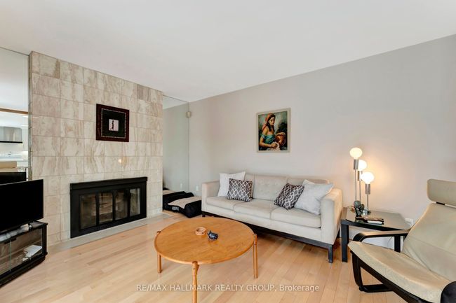 2121 Fillmore Cres, House other with 5 bedrooms, 4 bathrooms and 4 parking in Gloucester ON | Image 16