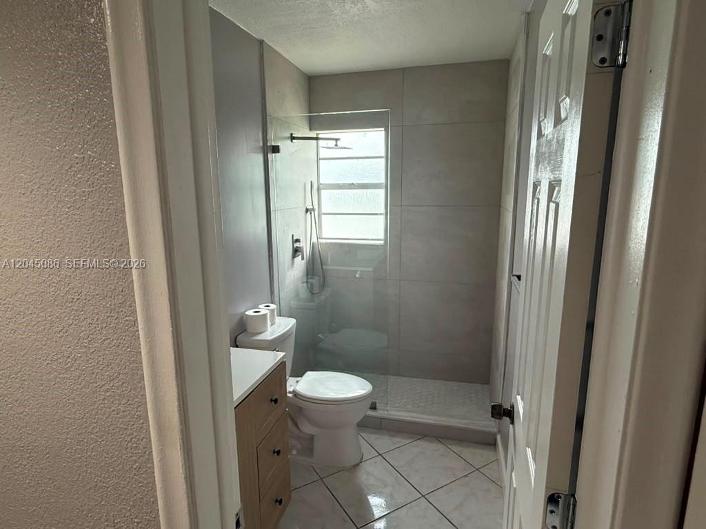 Residential Lease in Sunrise 5