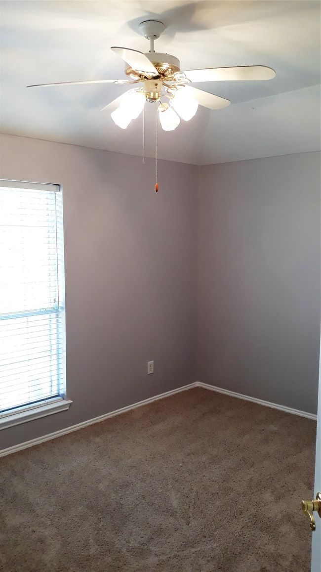 GUEST BEDROOM! | Image 21