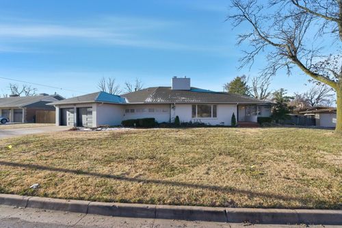 5401 E Polo Dr, Wichita, KS, 67208-2737 | Card Image