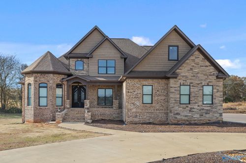 174 Isom Dr, Cherokee, AL, 35616-5255 | Card Image