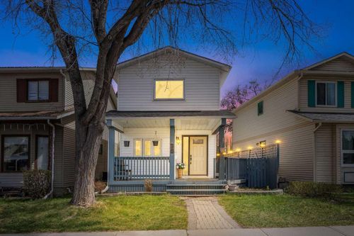 96 Mckinley Rd Se, Calgary, AB, T2Z1V8 | Card Image