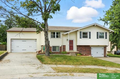 8406 S 139th Cir, Omaha, NE, 68138-3416 | Card Image