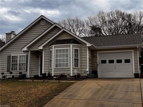 7 Crestbrook Ct, Greensboro, NC, 27455-1487 | Card Image