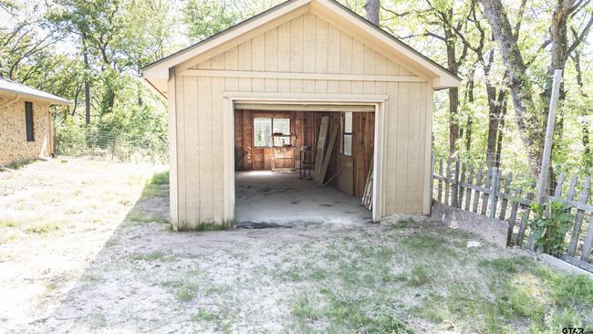 15502 County Road 1227, House other with 4 bedrooms, 2 bathrooms and null parking in Flint TX | Image 28