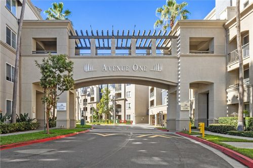 2268 Scholarship, Irvine, CA, 92612-5682 | Card Image