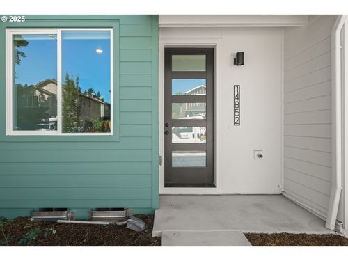 9-14852 Ne Couch St, Portland, OR, 97230-4868 | Card Image