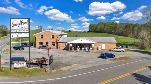 14189 Franklin St, Ferrum, VA, 24088-2631 | Card Image