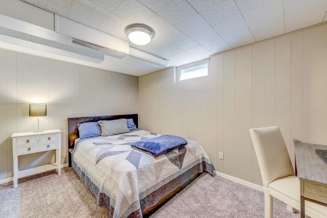 Third (non-conforming) bedroom or office space. | Image 16