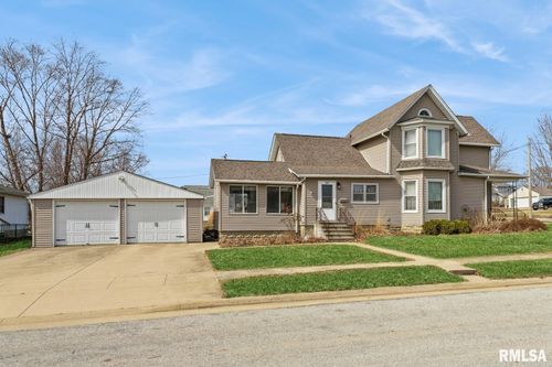 705 Hall Ave, Lowden, IA, 52255-9640 | Card Image