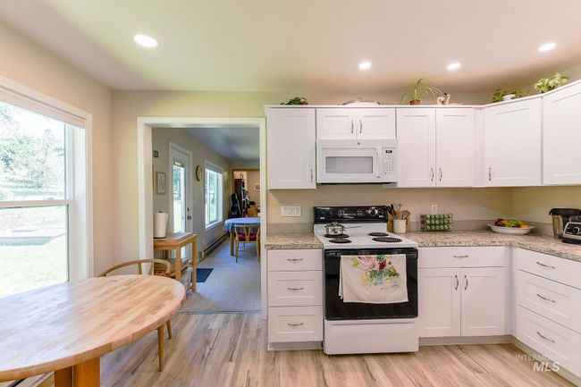 1860 Old Highway 95, House other with 4 bedrooms, 2 bathrooms and 2 parking in Genesee ID | Image 12