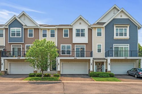 11917 Emery Village Dr N, Champlin, MN, 55316-2491 | Card Image