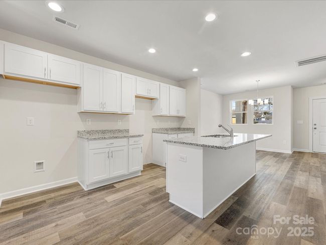 3215 Isenhour St, Townhouse with 3 bedrooms, 3 bathrooms and null parking in Charlotte NC | Image 9