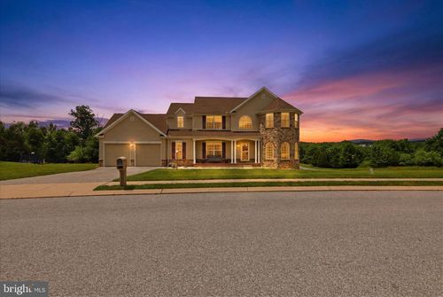 1730 Candle Ln, York, PA, 17404-7917 | Card Image
