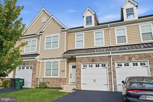 14 Ella Cir, HUNTINGDON VALLEY, PA, 19006-1509 | Card Image