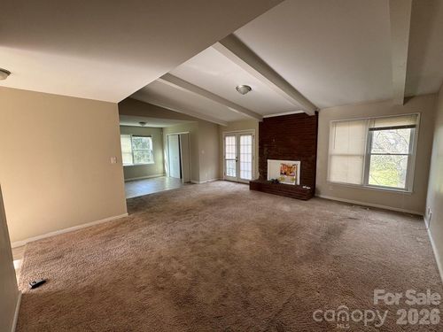 2528 Burkholder Rd, Charlotte, NC, 28214-2812 | Card Image