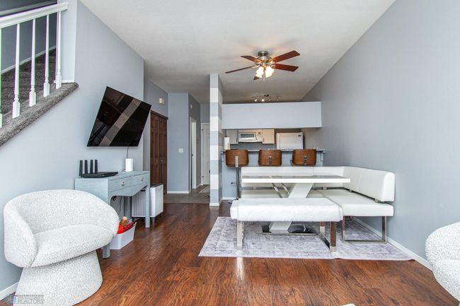 Living Room/Dining/Kitchen | Image 9