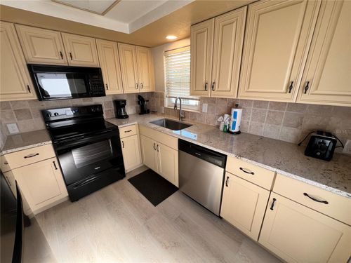 d09-6154 Midnight Pass Road, SARASOTA, FL, 34242 | Card Image