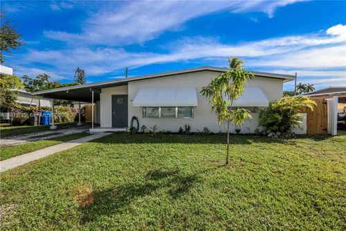 3601 Sw 44th Ave, West Park, FL, 33023-6242 | Card Image