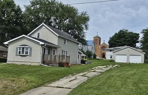 529 Mill Street, Bloomington, WI, 53804 | Card Image