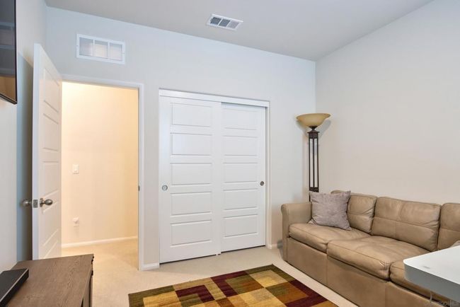 Upstairs Bedroom 2 | Image 23