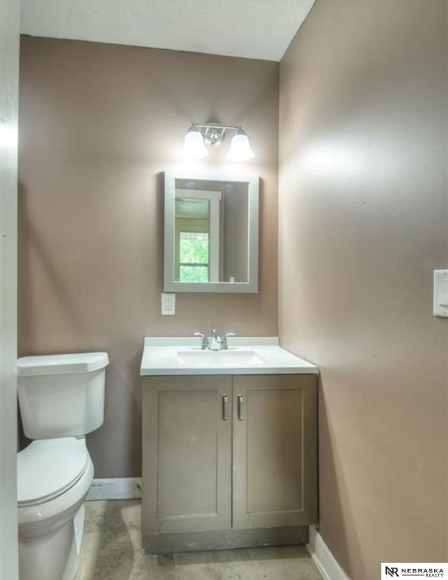 5906 N 34 Th St, House other with 3 bedrooms, 2 bathrooms and null parking in Omaha NE | Image 24