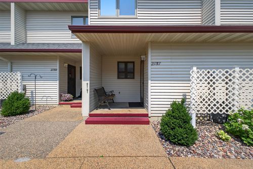2757 Charles Ct Nw, Rochester, MN, 55901-8044 | Card Image