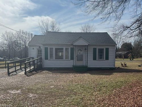 204 Ayersville Rd, Mayodan, NC, 27027-2514 | Card Image