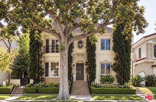 361 1/2 S Doheny Dr, Beverly Hills, CA, 90211-3508 | Card Image