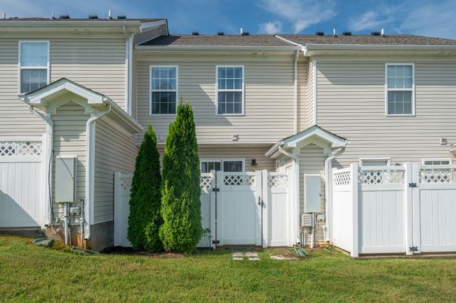 1857 Shaylin Loop, Townhouse with 2 bedrooms, 3 bathrooms and 2 parking in Antioch TN | Image 21