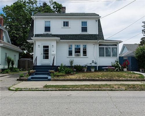 146 Garden St, Cranston, RI, 02910-2813 | Card Image