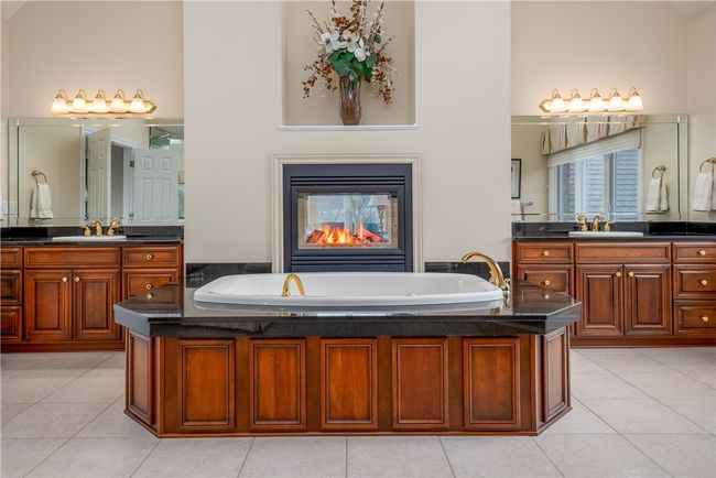 511 Jennifer Ln, House other with 5 bedrooms, 7 bathrooms and 4 parking in Gibsonia PA | Image 35
